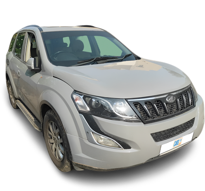 Mahindra XUV500-img
